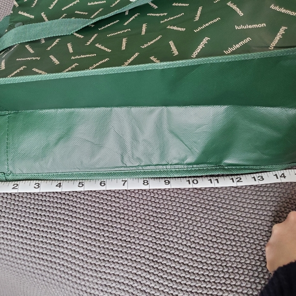 Lululemon reusable bag - Picture 3 of 7